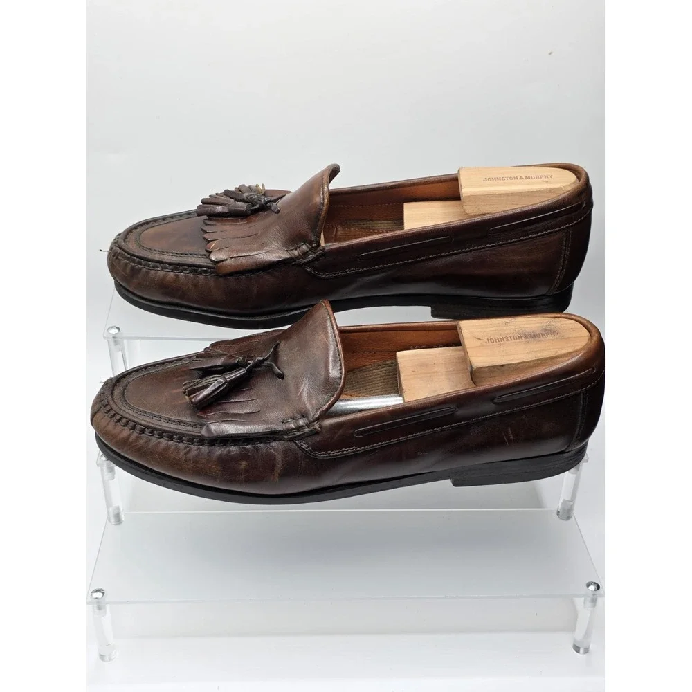 Johnston & Murphy tassel loafers Men's 11 Leather  Excellent condition